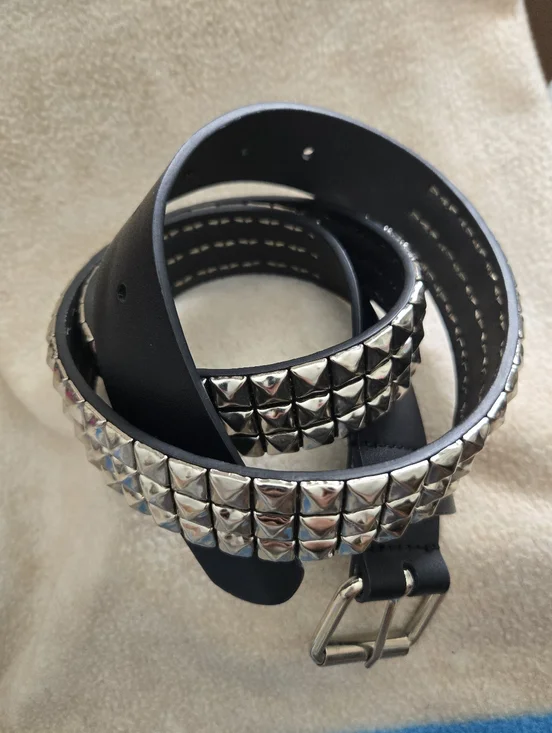 Target Black 3 Row Pyramid Studded Triple-Row Belt Punk Rock Goth Metal - Picture 2 of 9